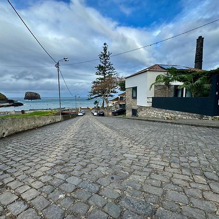 Sea Breeze Studios Porto da Cruz Kültér fotó